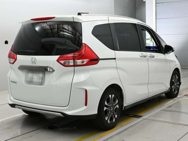 Honda FREED 2022 8248205-1