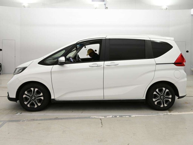 Honda FREED 2022 8248205-4