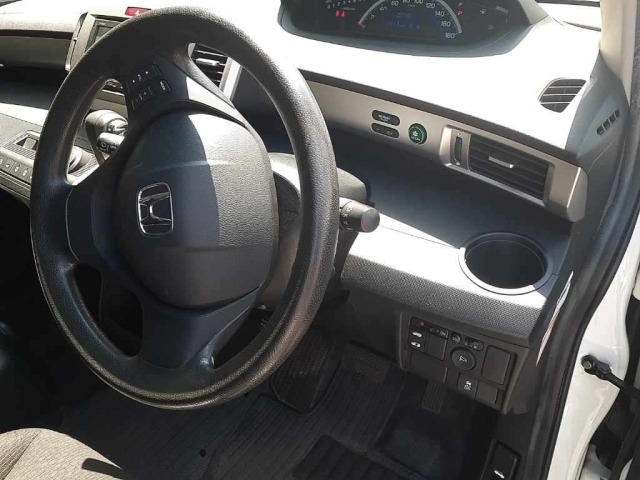 Honda FREED 2014 8248206-9