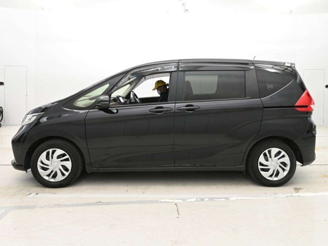 Honda FREED 2022 8248208-4