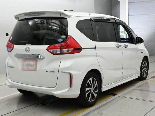 Honda FREED 2019 8248210-1