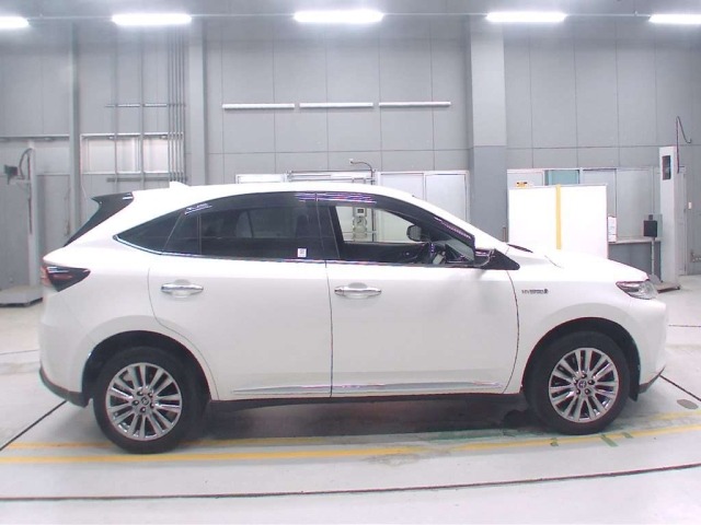 Toyota HARRIER 2017 8241436-3