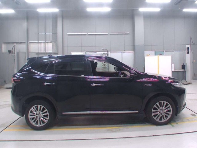 Toyota HARRIER 2020 8241437-3