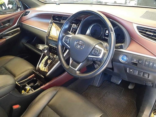 Toyota HARRIER 2020 8241437-7