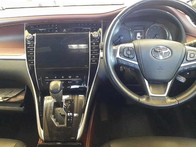 Toyota HARRIER 2020 8241437-9