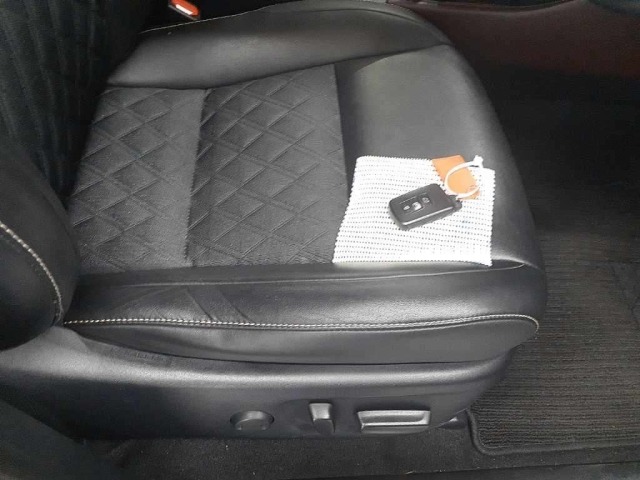 Toyota HARRIER 2017 8241547-10
