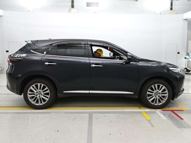 Toyota HARRIER 2017 8241547-3