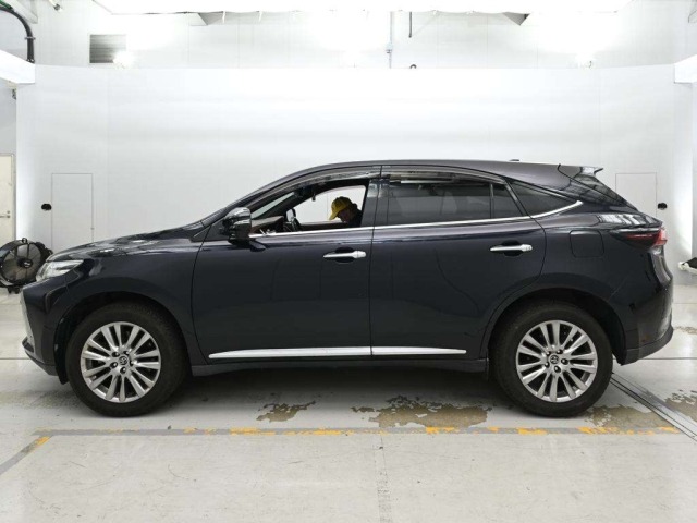 Toyota HARRIER 2017 8241547-4