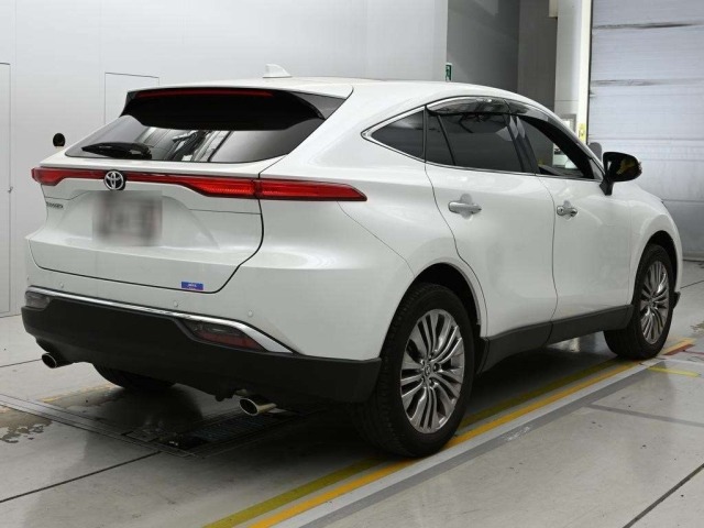 Toyota HARRIER 2023 8241548-1