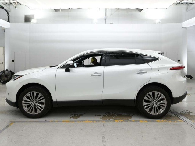 Toyota HARRIER 2023 8241548-4