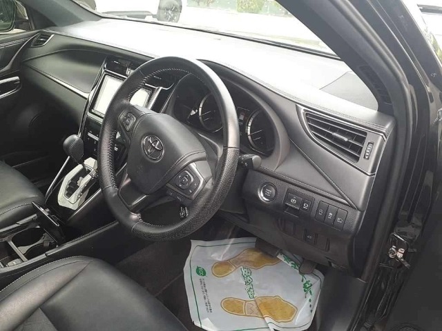 Toyota HARRIER 2020 8241555-9