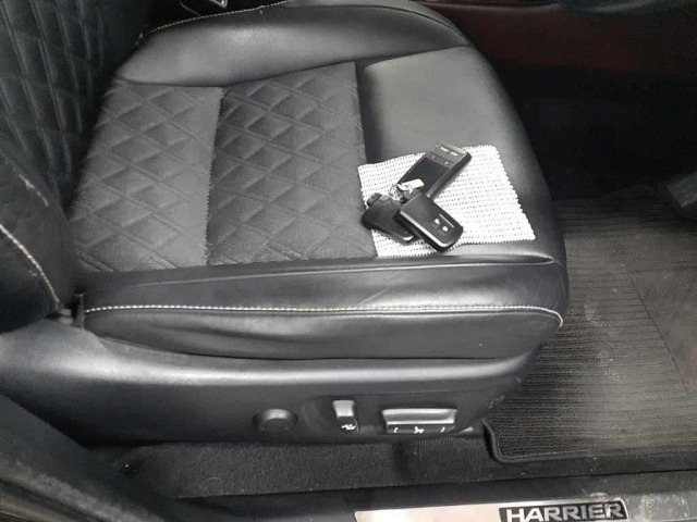 Toyota HARRIER 2014 8241557-10