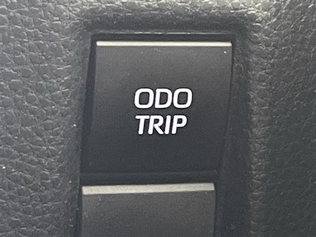 Toyota HARRIER 2023 8242580-3