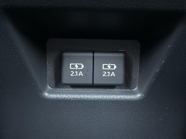 Toyota HARRIER 2021 8243022-6
