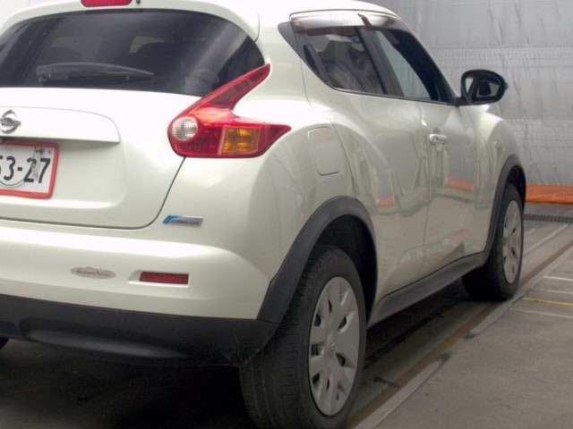 Nissan JUKE 2011 8244007-5