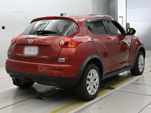 Nissan JUKE 2013 8244012-1