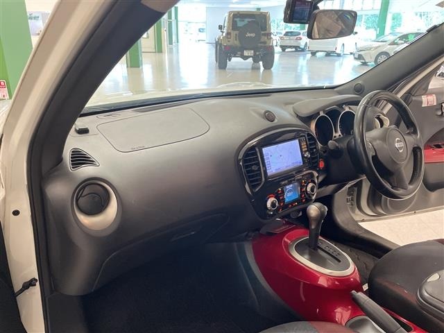 Nissan JUKE 2013 8244023-20