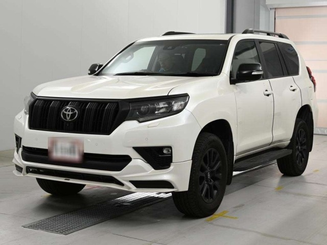 Toyota LAND CRUISER PRADO 2023 8247460-0