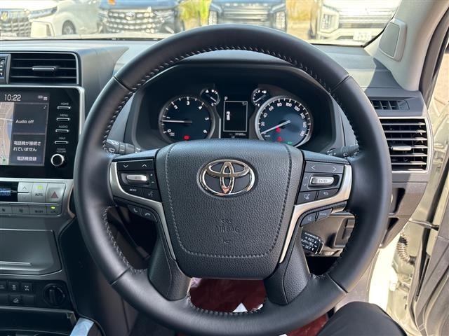 Toyota LAND CRUISER PRADO 2022 8247582-12