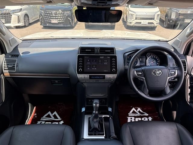 Toyota LAND CRUISER PRADO 2022 8247582-14