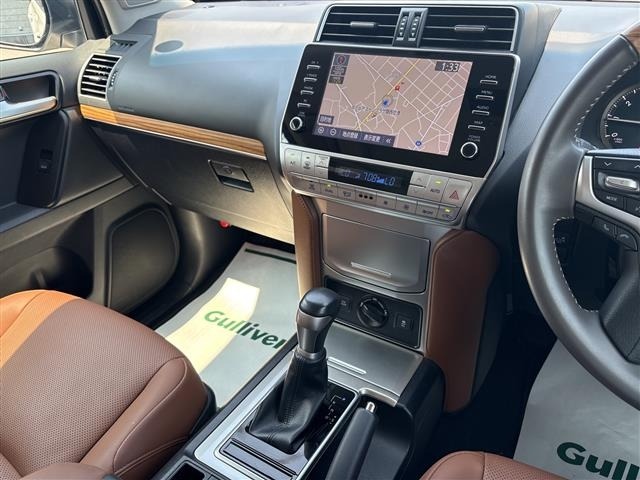 Toyota LAND CRUISER PRADO 2022 8247622-21