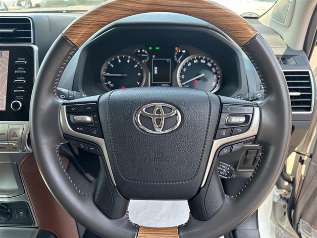 Toyota LAND CRUISER PRADO 2022 8247622-4