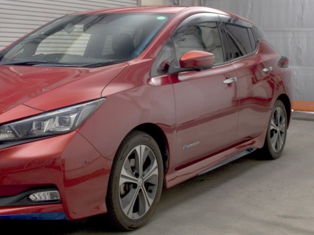 Nissan LEAF 2017 8237678-4