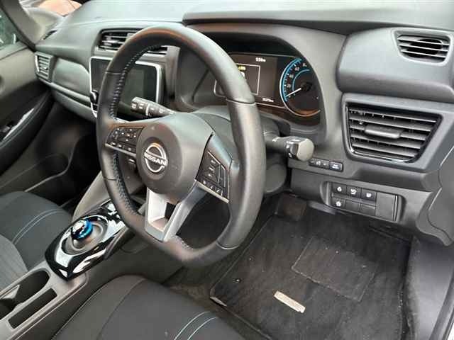 Nissan LEAF 2024 8237683-3