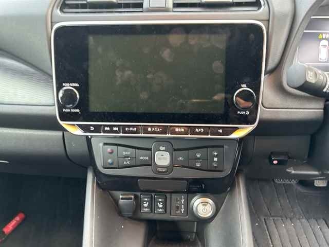 Nissan LEAF 2024 8237683-6