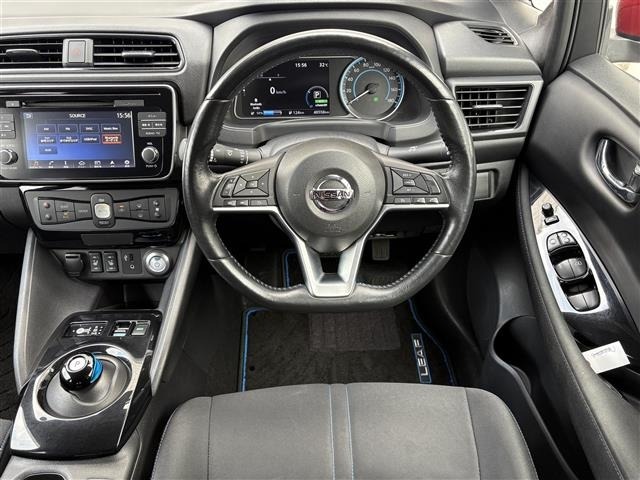 Nissan LEAF 2019 8237756-15