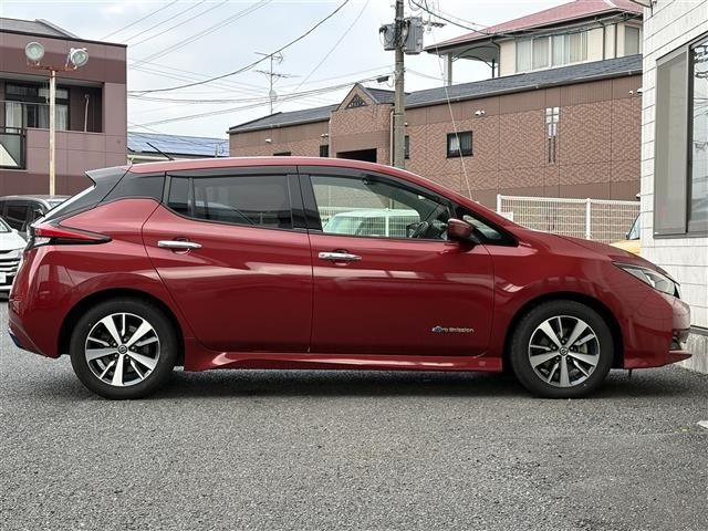 Nissan LEAF 2019 8237756-2