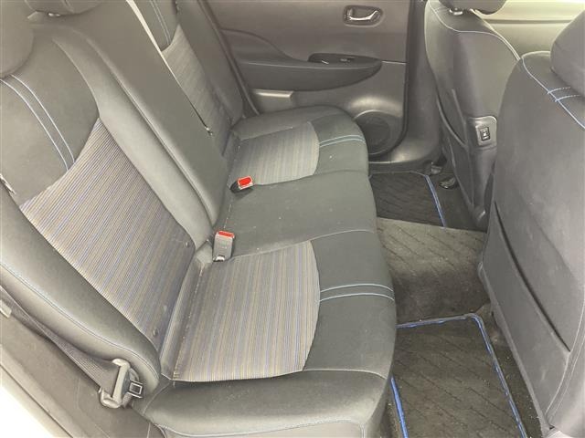 Nissan LEAF 2017 8237757-12