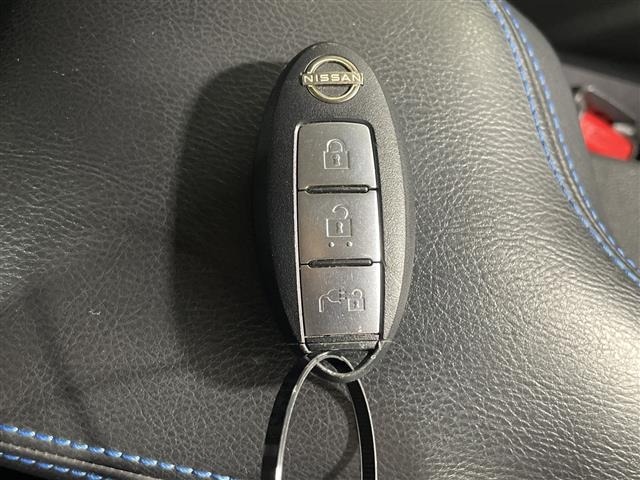 Nissan LEAF 2021 8237759-12
