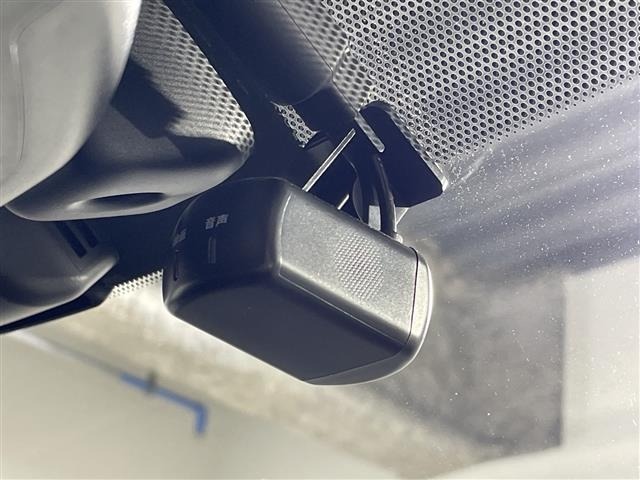 Nissan LEAF 2021 8237759-20