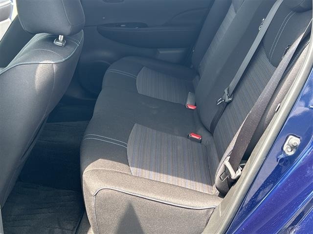 Nissan LEAF 2021 8237760-8