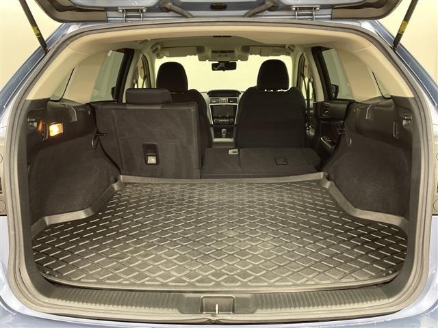 Subaru LEVORG 2017 8237648-9