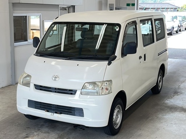 Toyota LITEACE VAN 2009 8241070-0