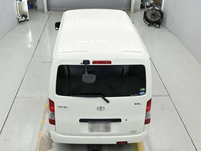 Toyota LITEACE VAN 2018 8241071-8