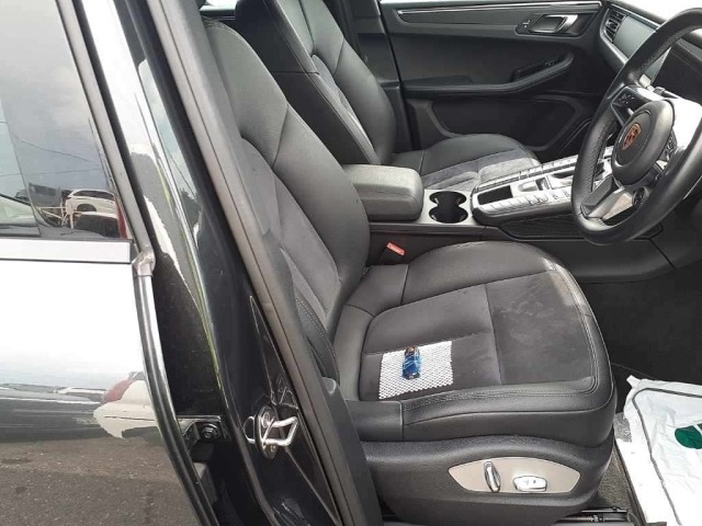 Porsche MACAN 2019 8247316-8