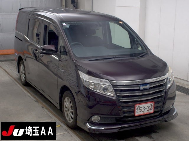Toyota NOAH 2014 8239058-0