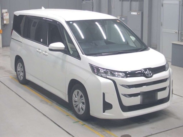 Toyota NOAH 2023 8239075-5