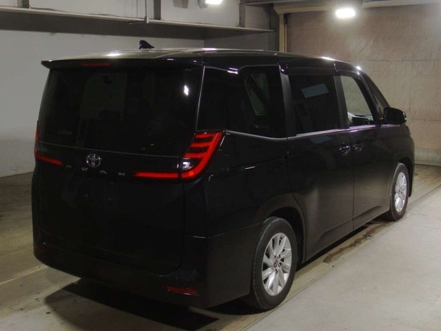 Toyota NOAH 2022 8239085-1