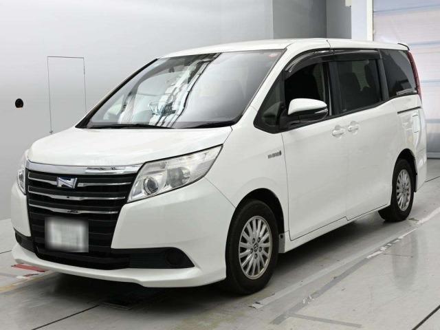 Toyota NOAH 2014 8239097-0