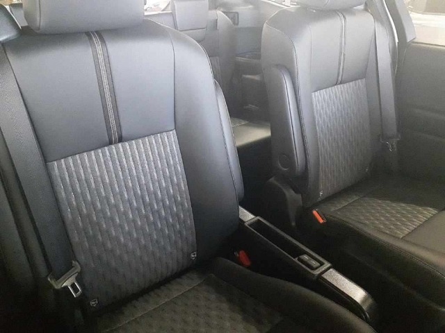 Toyota NOAH 2026 8239098-11