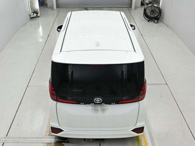 Toyota NOAH 2026 8239098-8