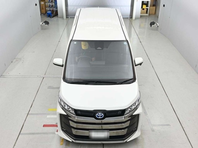Toyota NOAH 2023 8239099-7