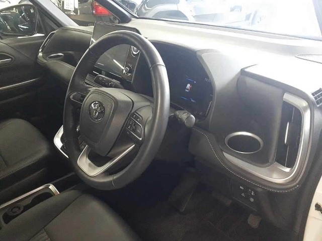 Toyota NOAH 2023 8239099-9