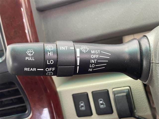 Toyota NOAH 2012 8239296-21