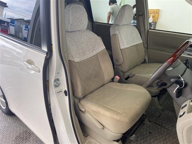 Toyota NOAH 2012 8239296-22