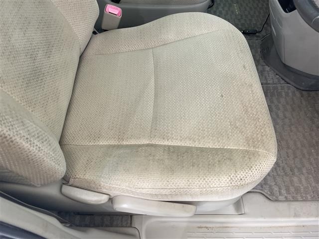 Toyota NOAH 2012 8239296-4